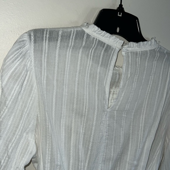HAYDEN - SMALL WHITE ELASTIC WAIST W/ TIE BLOUSE EUC - Picture 11 of 12
